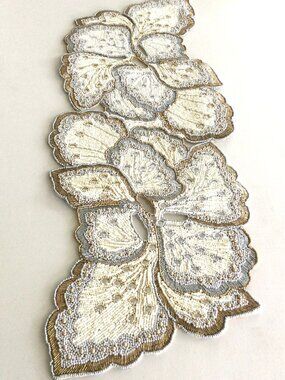 Cotton Craft Amelia Leaves Handmade Beaded Table Runner 13" x 36"